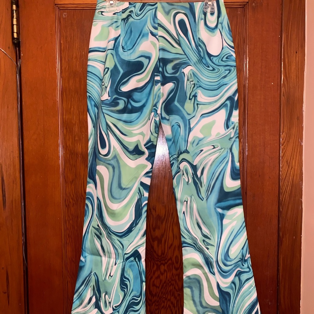 Brand new and never work KOLLY pants